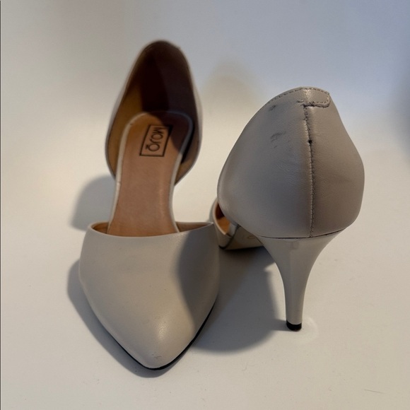 Mojo Shoes - Mojo Claire d'Orsay pump in leather pointed toe and stiletto heel EU37/US6.5
